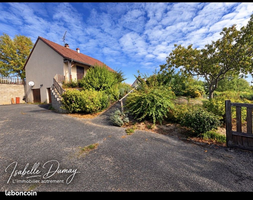 Maison 5 pièces 80 m² · à Saint-Chabrais · 80 m² · 122 000 €