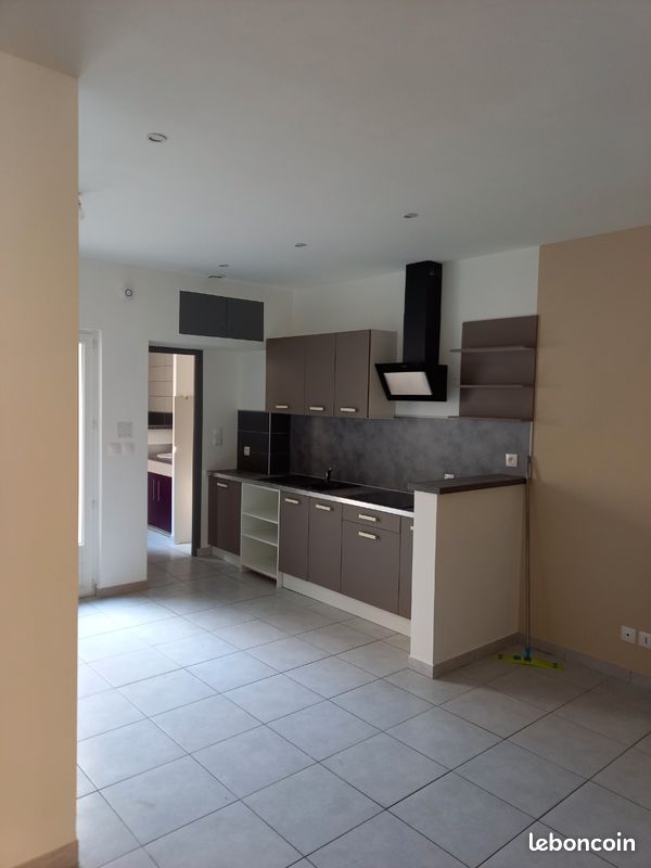 Maison 4 pièces 100 m² · à Saint-Omer · 100 m² · 750 €