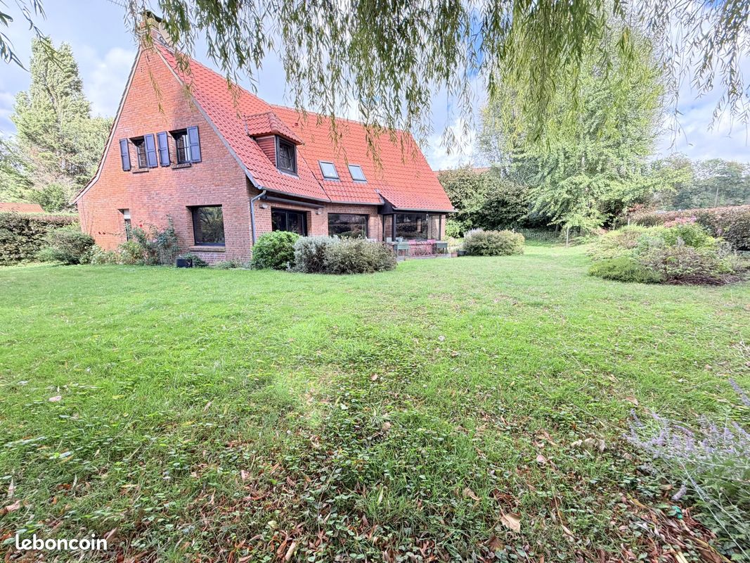 Maison 7 pièces 170 m² · à Roncq · 170 m² · 759 000 €