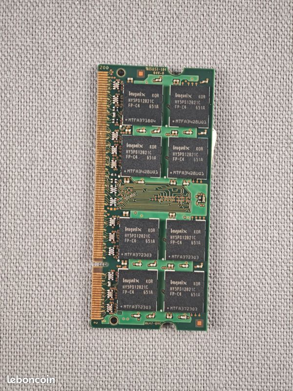 Barrettes Mémoire RAM 512Mo DDR PC-3200 (DDR-400) - Lot De 3 - Occasion Fonctionnelles