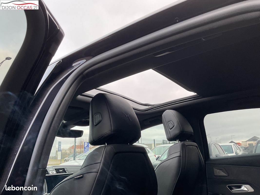 DS DS7 CROSSBACK BlueHDi 180 EAT8 Louvre (image 17)