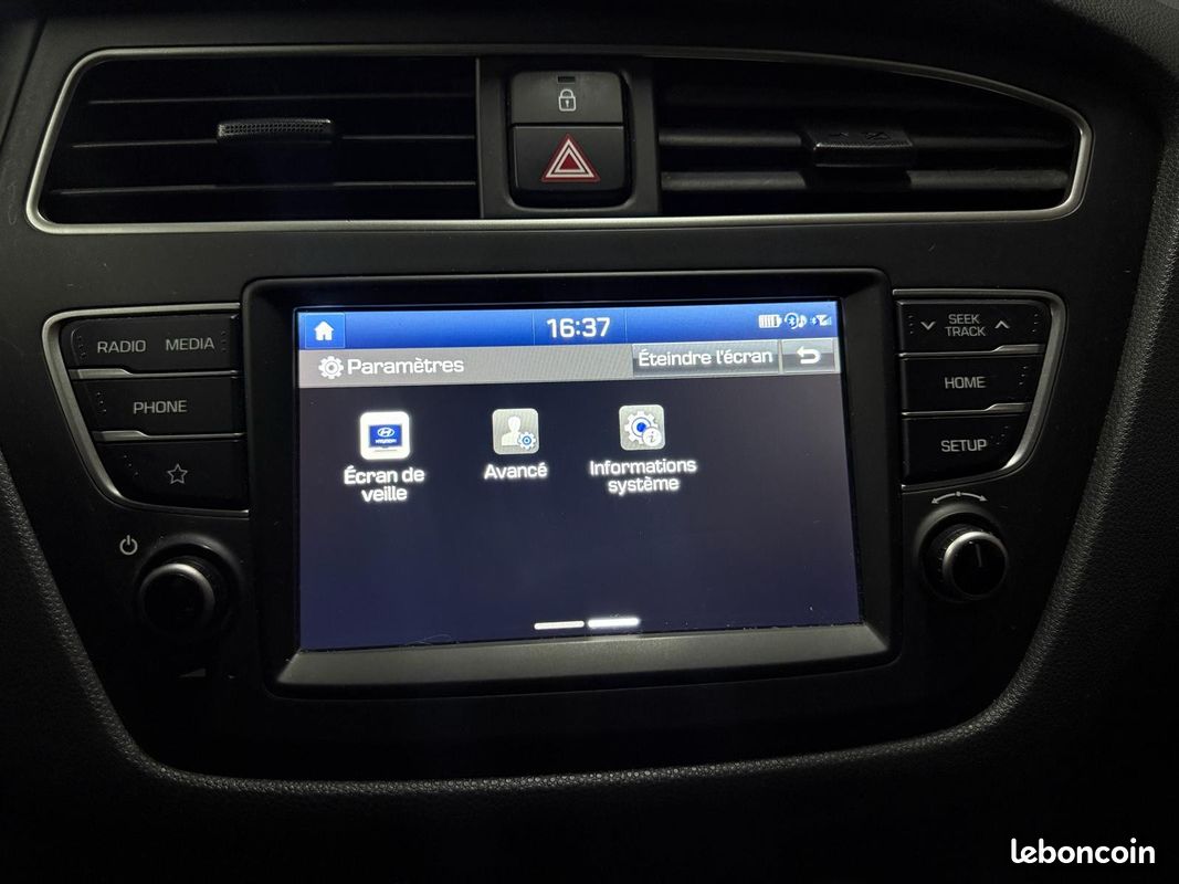 HYUNDAI i20 1.2 84 Intuitive (image 26)