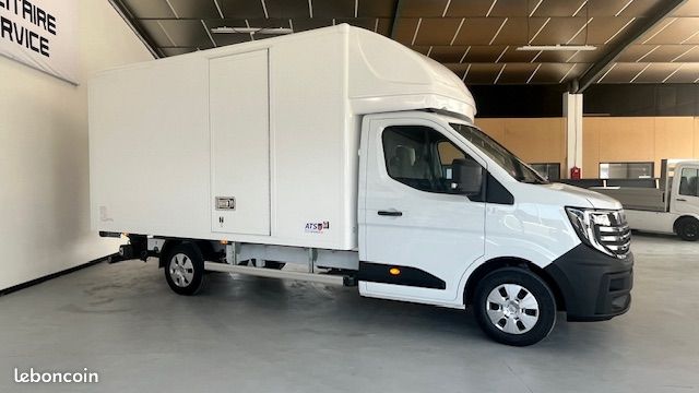 44 990 ht / Nissan interstar caisse 22m3 hayon porte laterale capucine 2.0 dci 170 cv bvm6 N-CONNECTA neuf (image 3)