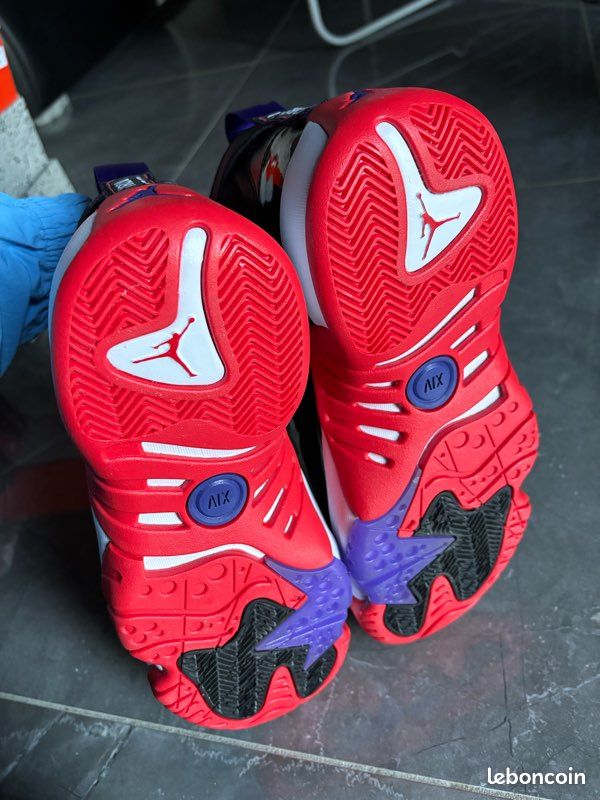 Air Jordan Jumpman Two Trey Raptors (image 5)