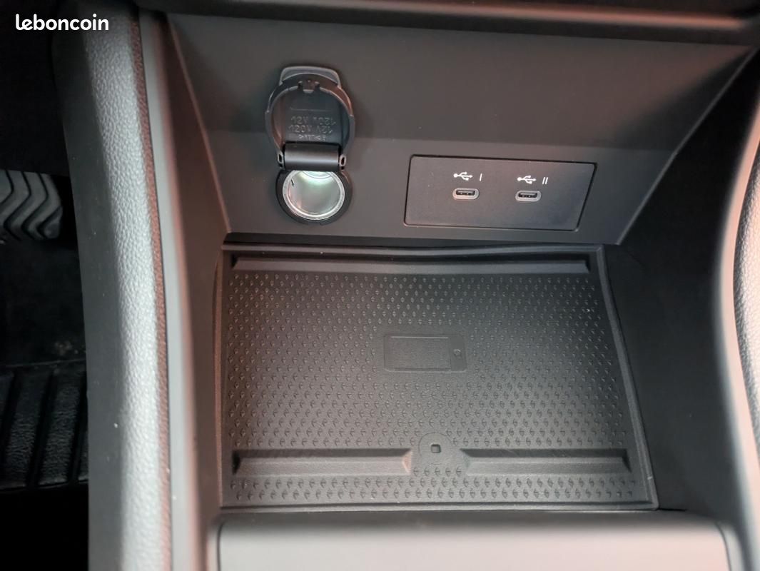 Renault Captur E-TECH FULL HYBRID 160 TECHNO (image 14)