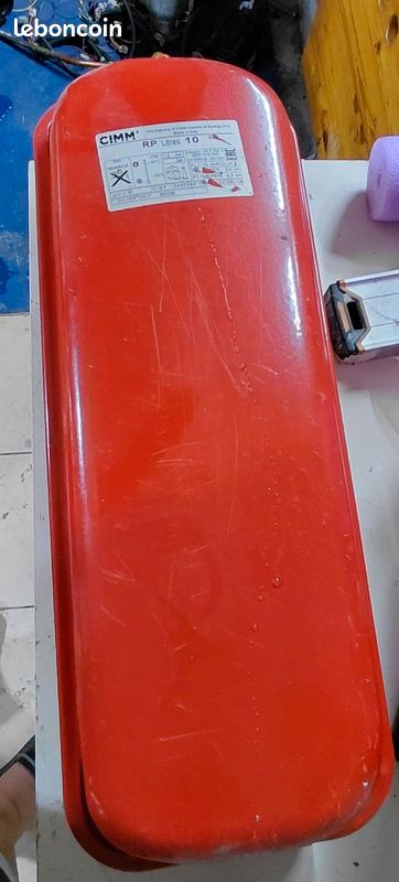 Vase expansion frisquet hydromotrix 32kw (image 1)
