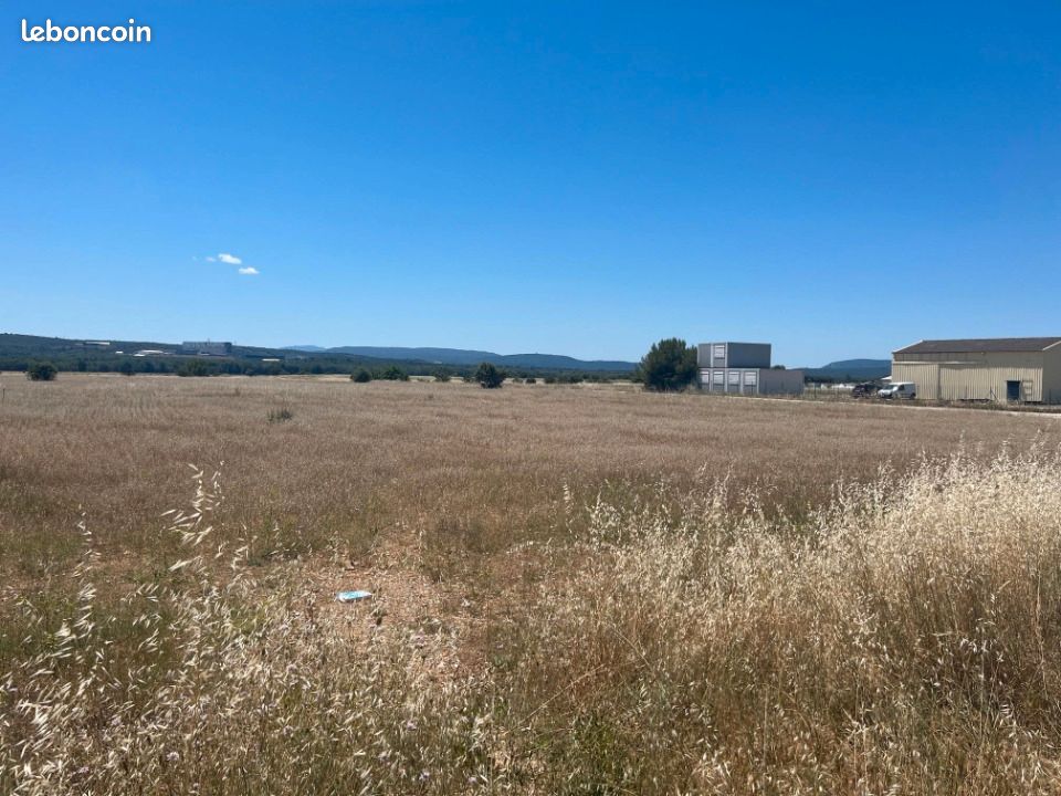 Terrain 600 m² Vinon Sur Verdon · à Vinon-sur-Verdon · 120 000 €