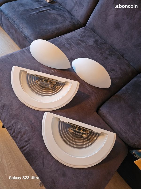 Lot de 4 appliques murale (image 1)