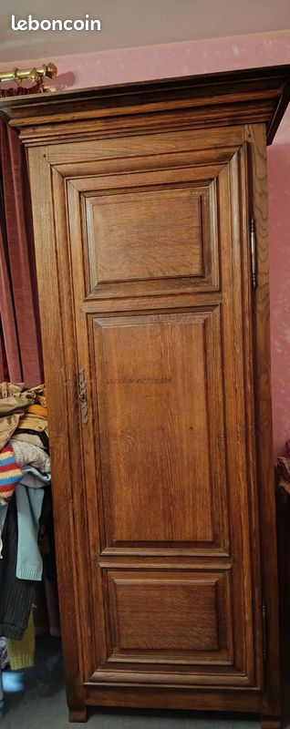 Armoire homme debout (image 1)