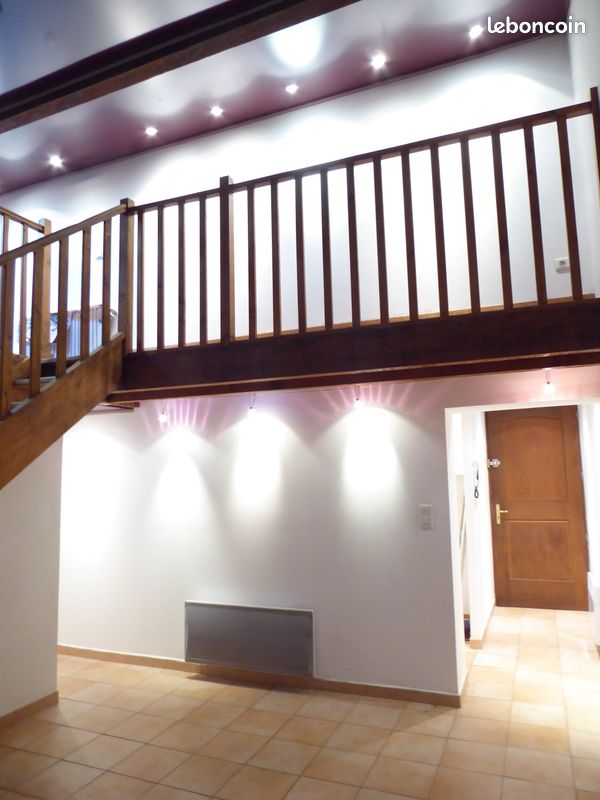 Appartement 3 pièces 48 m² · à Lauris · 48 m² · 720 €/mois