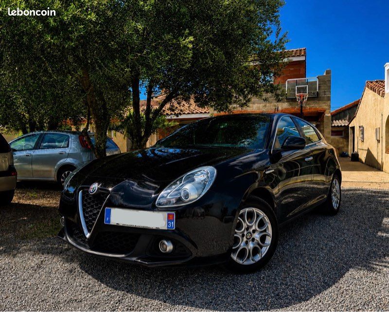⭐️MAGNIFIQUE ALFA ROMEO Giuletta 1.4l édition ⭐️ CÉRAMIQUE 🔧 DISTRI+ Pompe+ Vidange NEUVE + CT 🆗👍 (image 1)