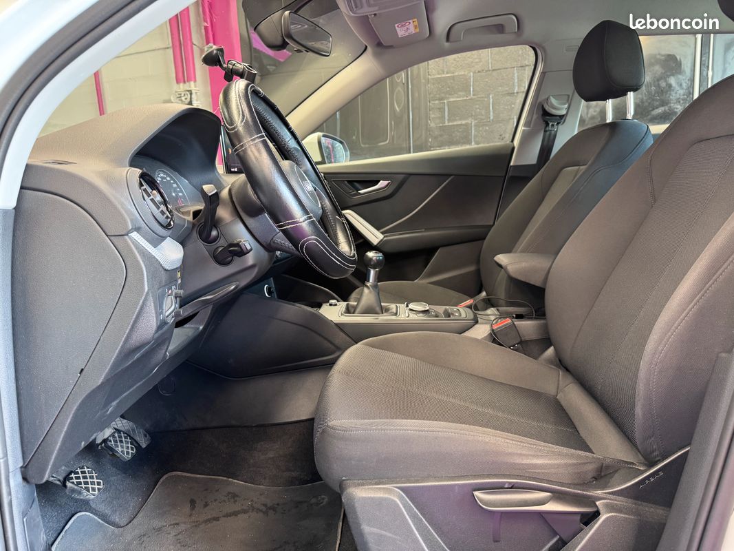 AUDI Q2 35 TFSI 150 150Ch Radar AR Suivi complet Garantie 12 mois (image 9)