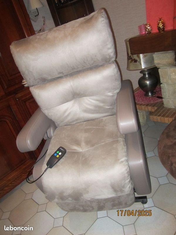 Fauteuil (image 3)