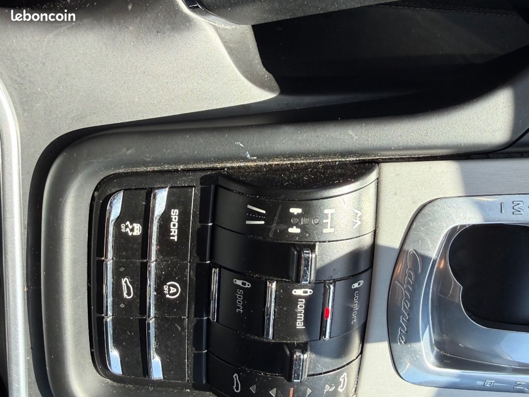 PORSCHE CAYENNE 4.8 V8 GTS Tiptronic S A (image 20)