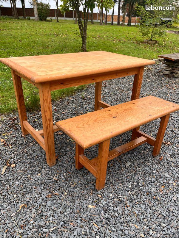 Table pin et banc (image 2)