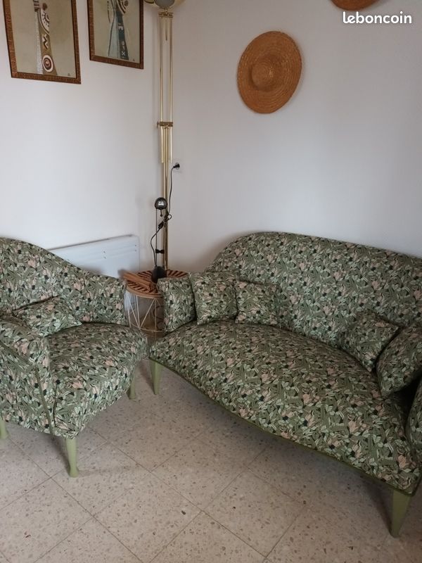 Banquette et son fauteuil refait entièrement par mes soins (image 1)