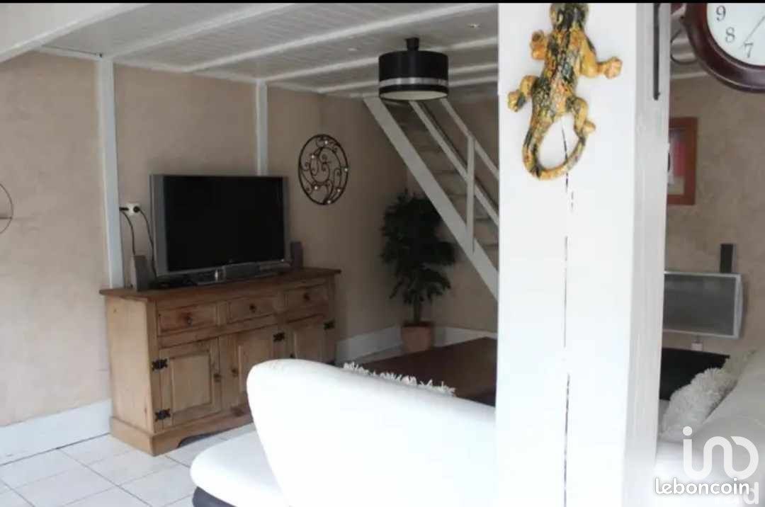 Maison 3 pièces 79 m² - Jarnac 16200 (image principale 7)