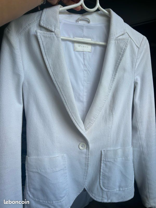 Veste blanche (image 1)