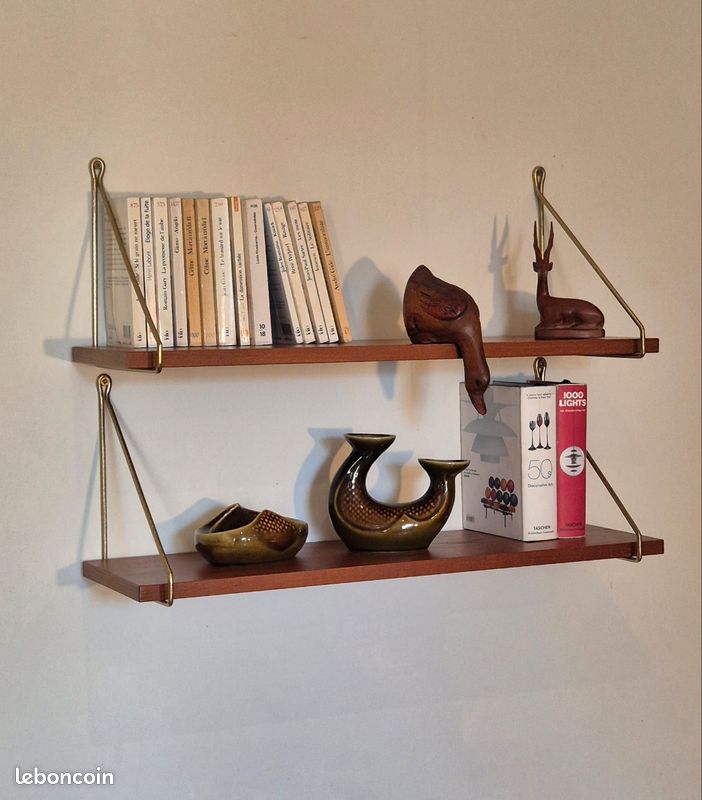 Paire d'étagères en teck, Vintage Scandinave 1960s (image 1)