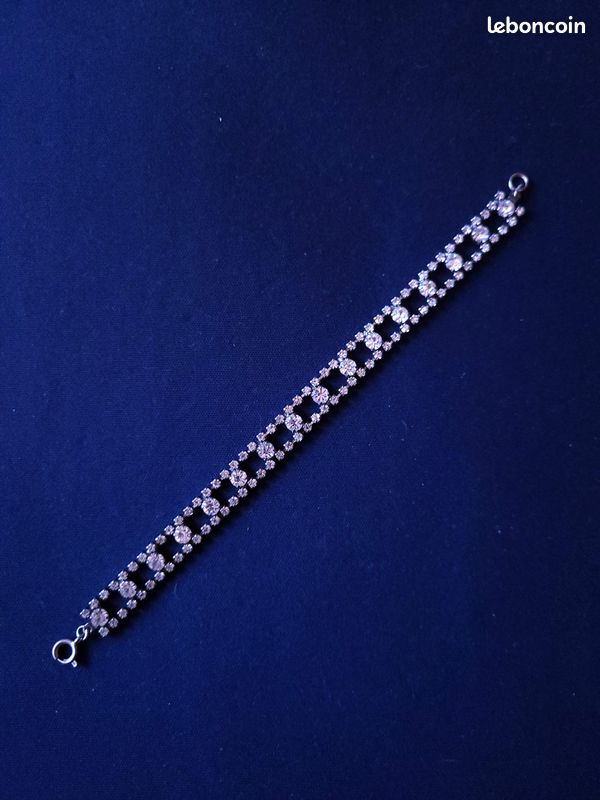 Bracelet Vintage Argenté Avec Strass - Longueur 17 Cm - Excellent état, Occasion