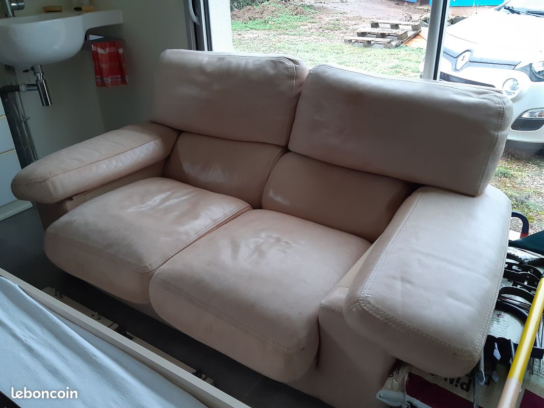 Salon cuir blanc chesterfield Canton Genève