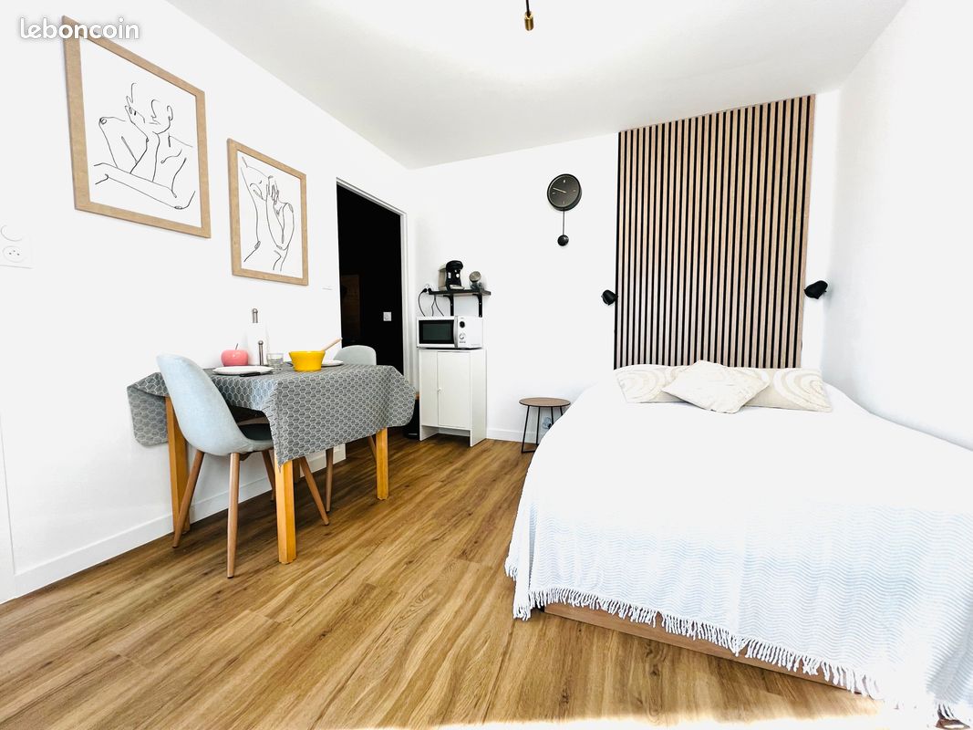 Appartement 1 pièce 17 m² · à Saint-Gilles-Croix-de-Vie · 17 m² · 550 €