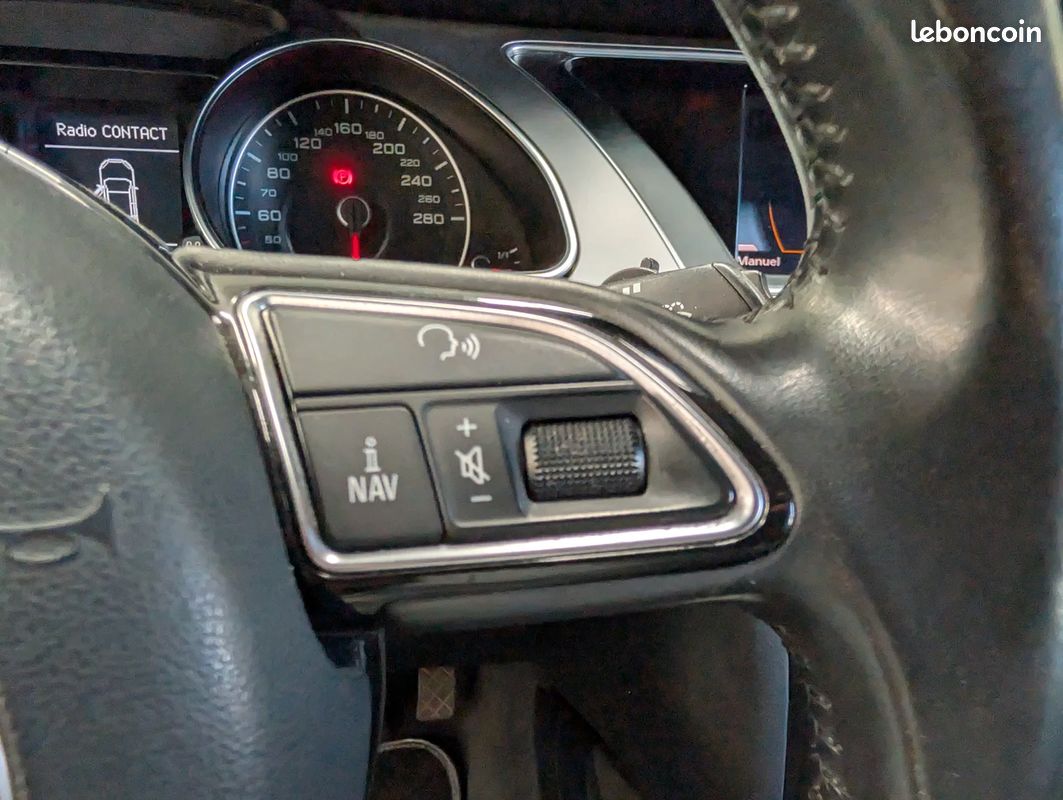 AUDI A5 SPORTBACK 2.0 TDI 136ch Ambiente - Intérieur cuir - Régulateur de vitesse - Clim auto (image 25)