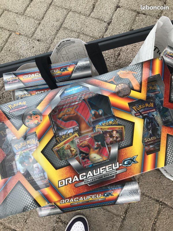 Coffret premuim dracaufeu gx (image 1)