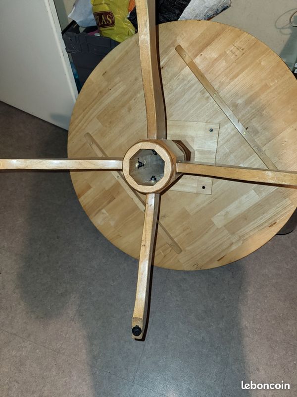 Table ronde+2chaise (image 3)