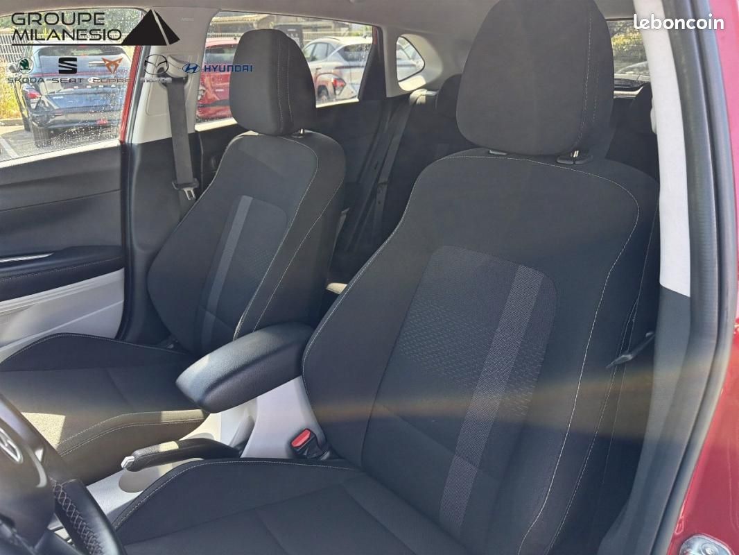 Hyundai i20 1.0 T-GDi 100 DCT-7 Creative (image 11)