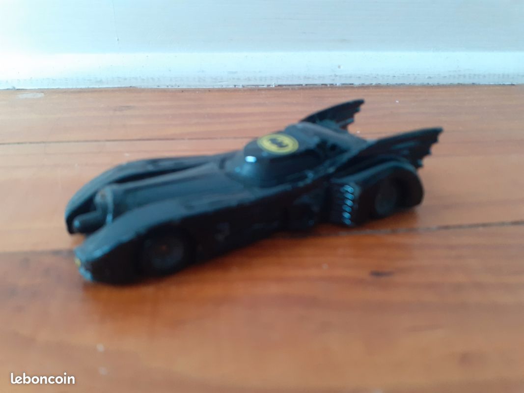 Miniature Vintage batmobile (image 3)