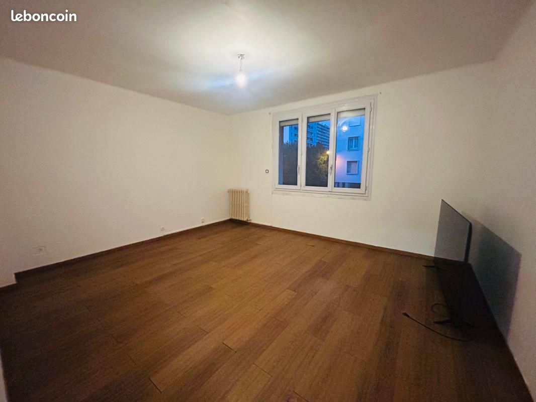 Appartement 2 pièces 56 m² · à Marseille · 56 m² · 132 500 €