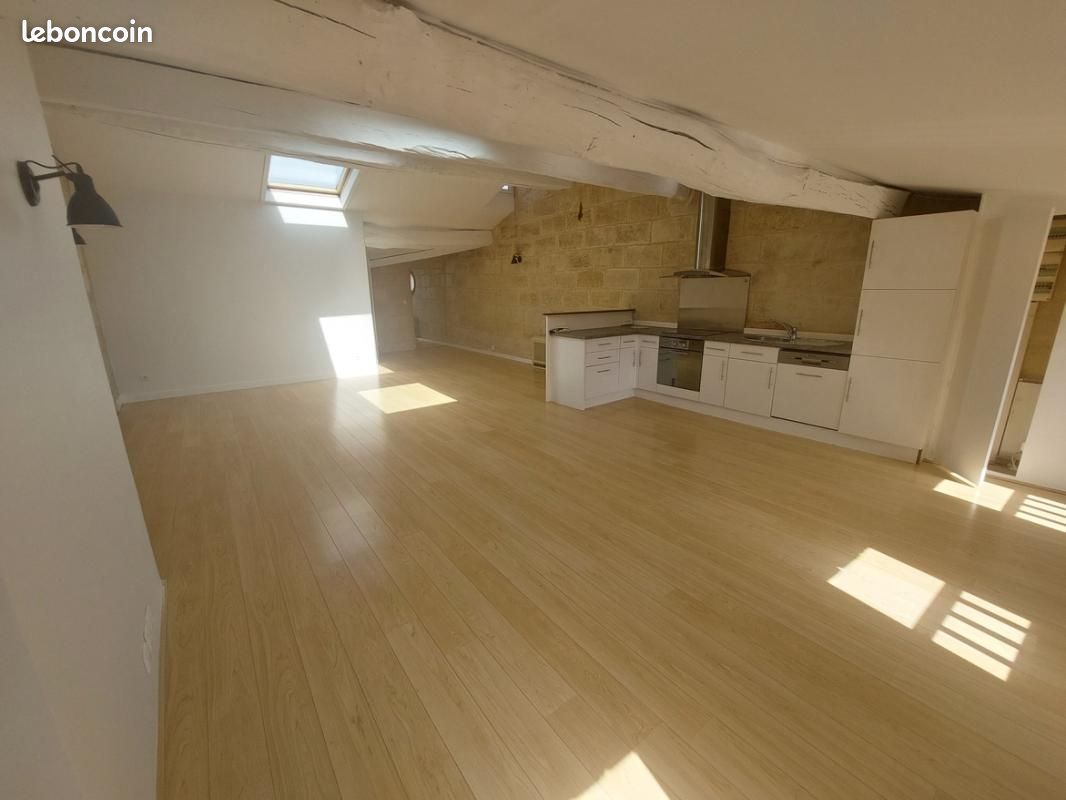 Appartement 3 pièces 97 m² · à Libourne · 97 m² · 695 €/mois