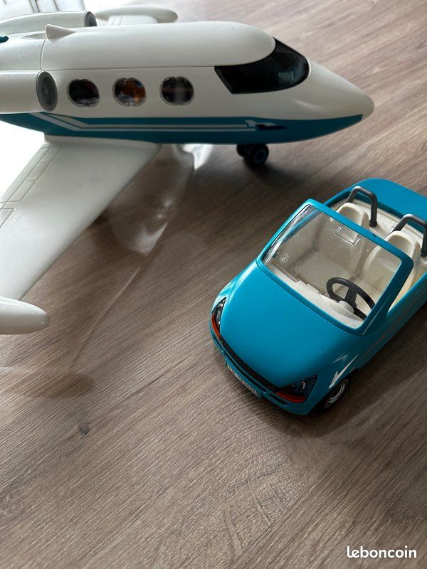 Playmobil 9504 - Jet et voiture (image 3)