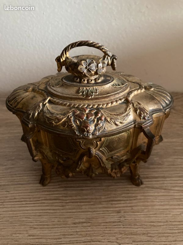 Boîte à bijoux russe ancienne en malachite avec étui, coffret et boîte