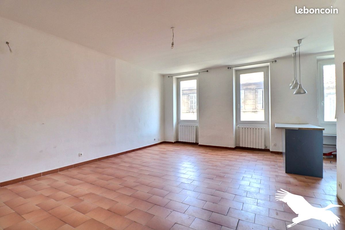 Appartement 4 pièces 72 m² · à Marseille · 72 m² · 810 €