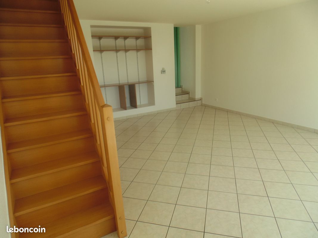 Maison 3 pièces 100 m² · à Polaincourt-Et-Clairefontaine · 100 m² · 570 €/mois