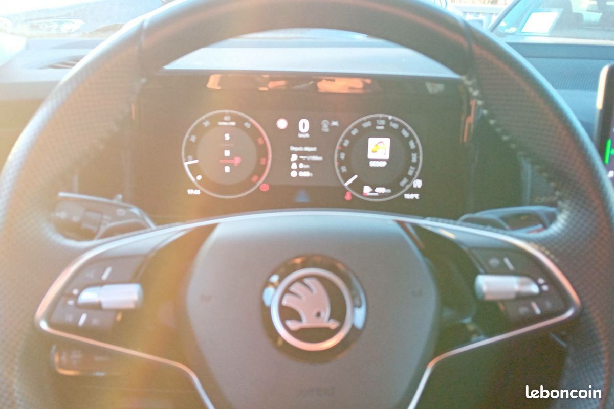 SKODA Kodiaq 2.0 TDI 150 ch SCR DSG7 7pl Selection (image 18)
