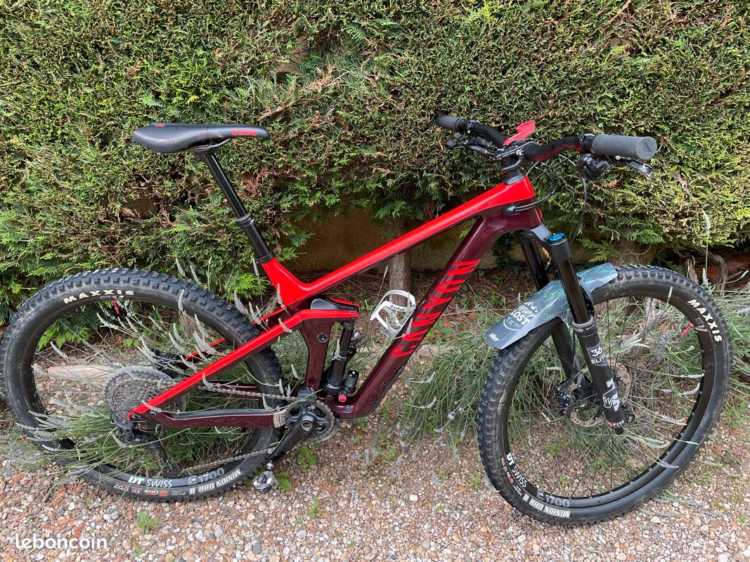 VTT Canyon Strive CF8 (image 1)