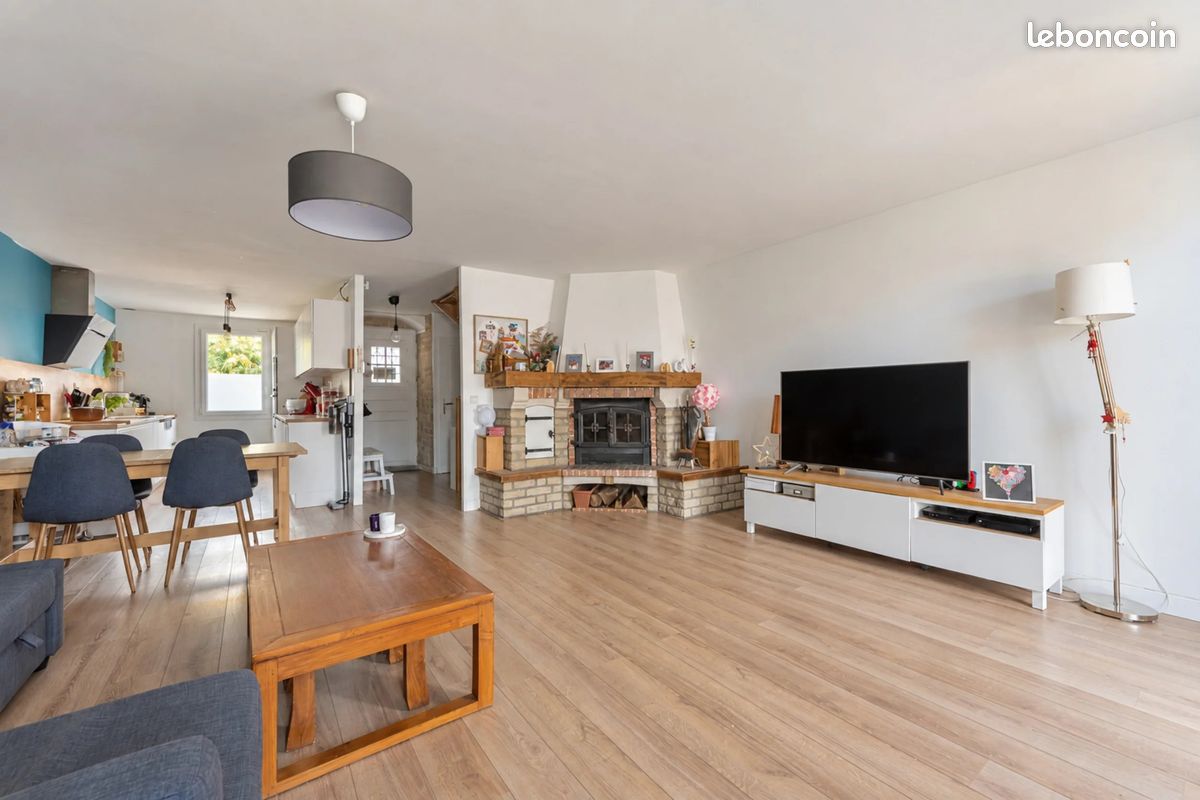 Maison 4 pièces 106 m² · à Maurecourt · 106 m² · 380 000 €