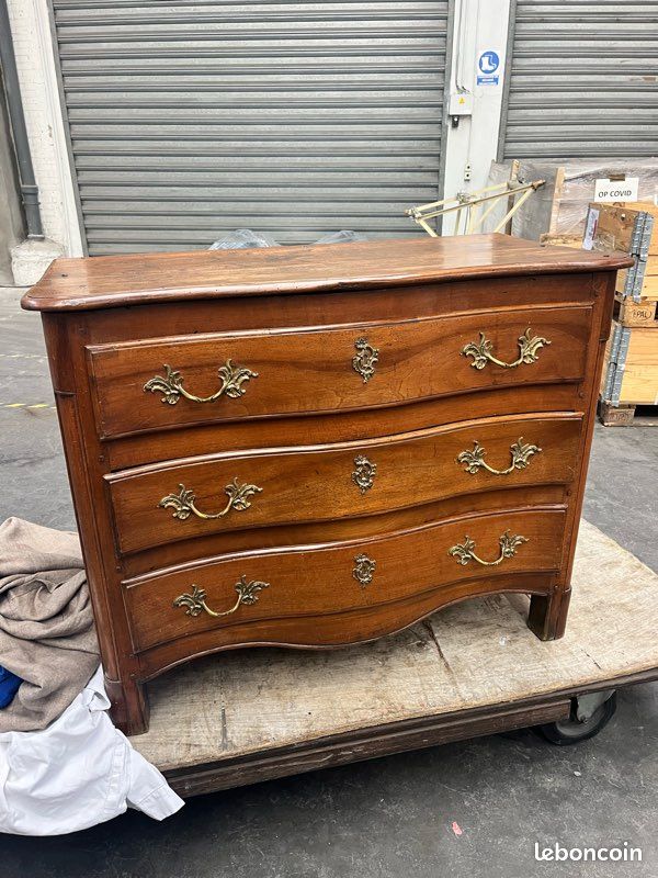 Commode Régence 18ème siècle (image 1)