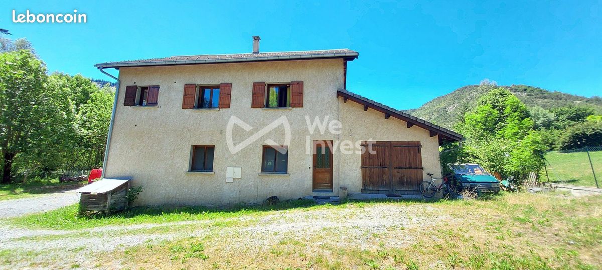 Maison 8 pièces 300 m² · à Selonnet · 300 m² · 348 000 €