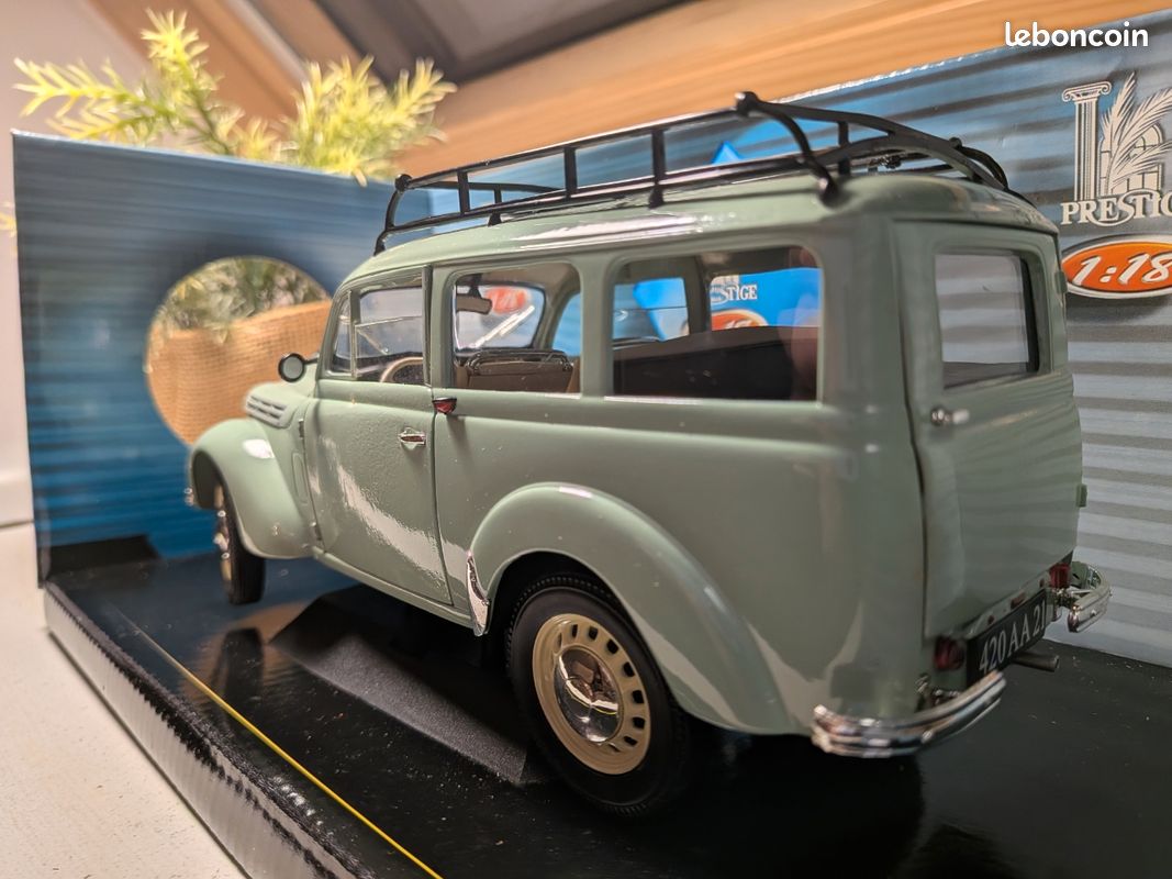 Miniature 1/43 Solido Renault Juvaquatre break - Collection