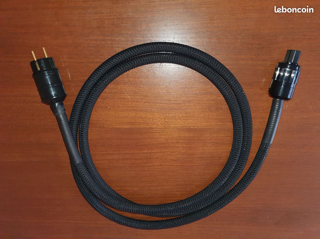 Câble secteur audiophile DH Labs Power Plus (2,75m) (image 1)
