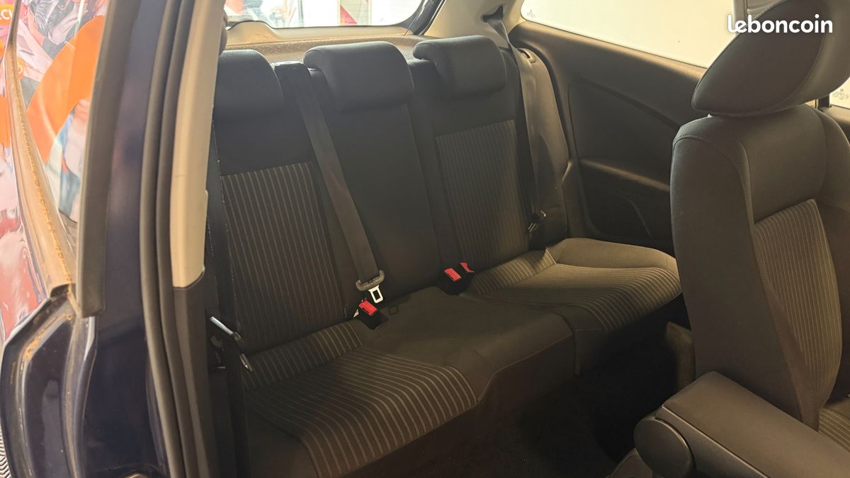 VOLKSWAGEN POLO 1.4 85 SPORT LINe (image 27)