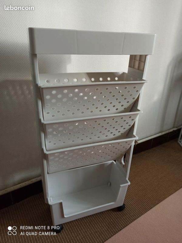 Etagère blanche plastique pour livres et crayons, à roulettes (image 1)