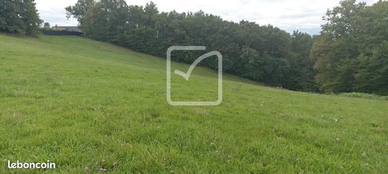 Terrain 5260 m² Dampniat