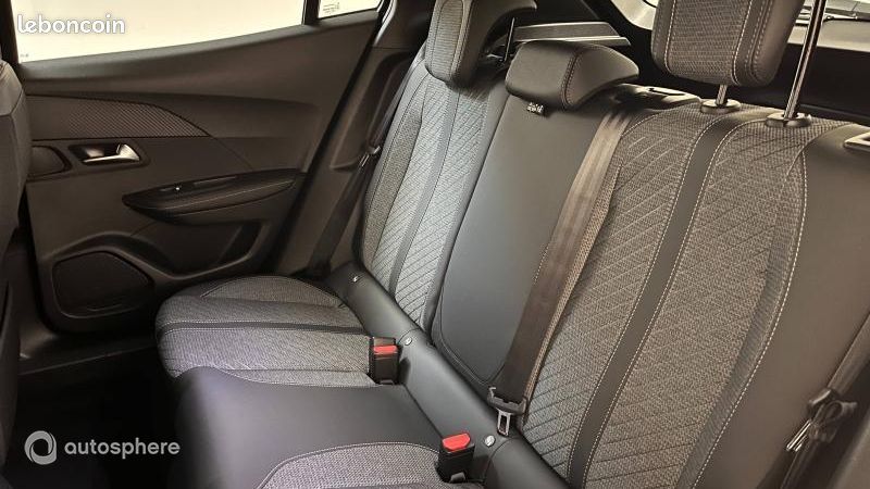 Peugeot 2008 1.2 Hybrid 145ch Envy e-DCS6 (image 11)