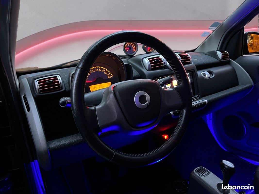 SMART FORTWO COUPE Entretien a jour defaut carroserie (image 2)
