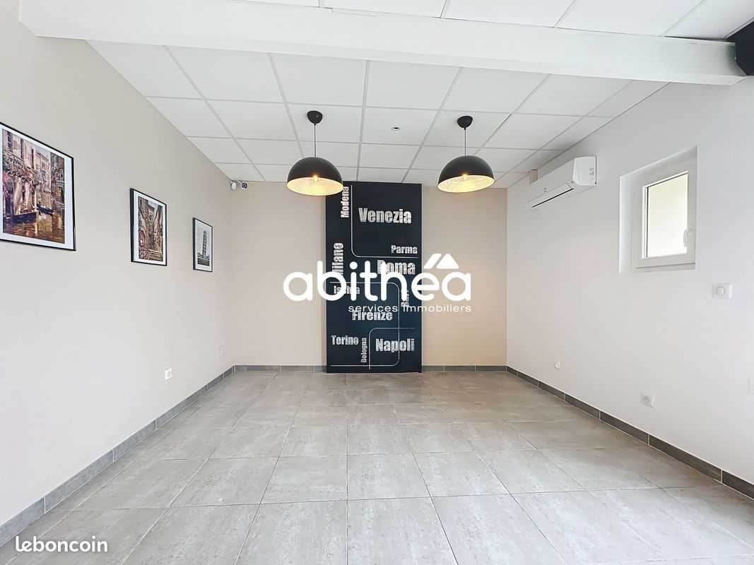 Local commercial 40 m² Montady (image 2)
